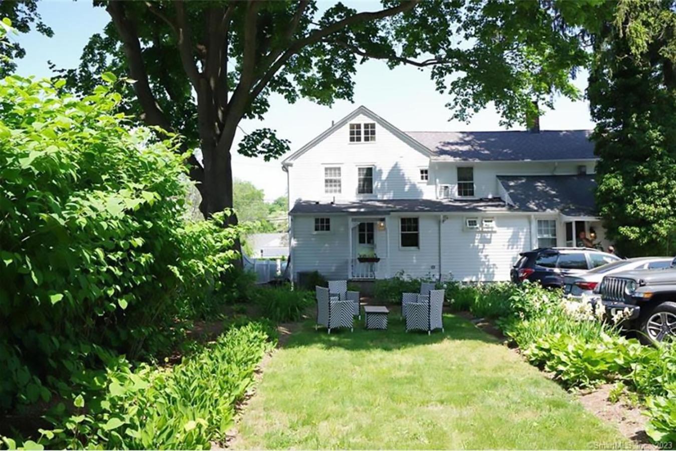 James Pharmacy Bed And Breakfast Old Saybrook Exterior photo